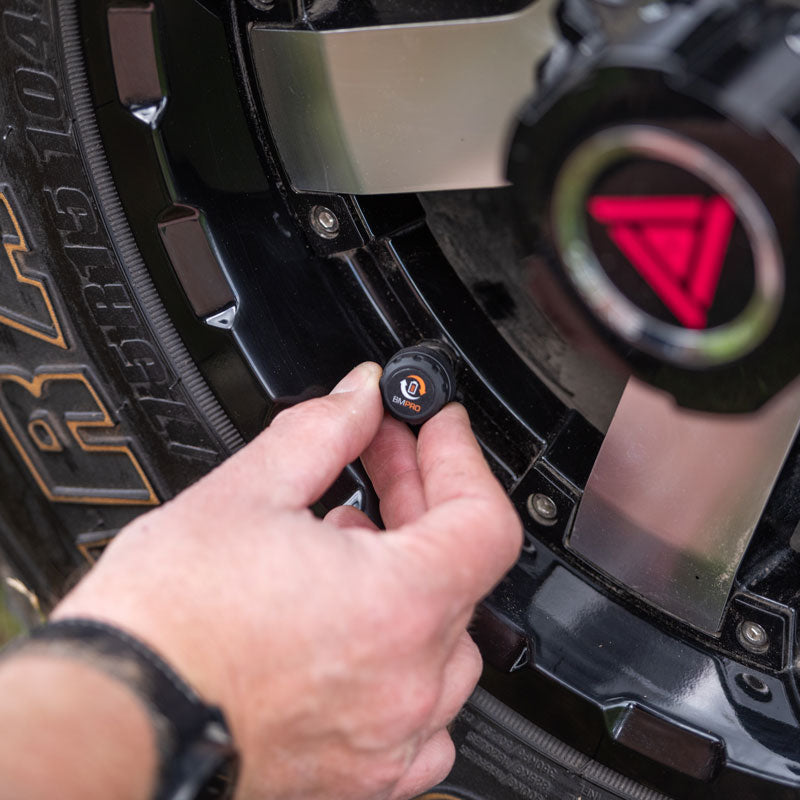 Load image into Gallery viewer, BMPRO Smart Connect Kit - 2 x Gas / 2 x Temp / 4 x Tire Press Monitoring Sensors