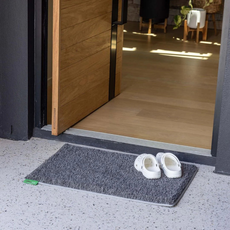 Load image into Gallery viewer, Muk Mat Large Mat 60cm x 90cm Dark Grey