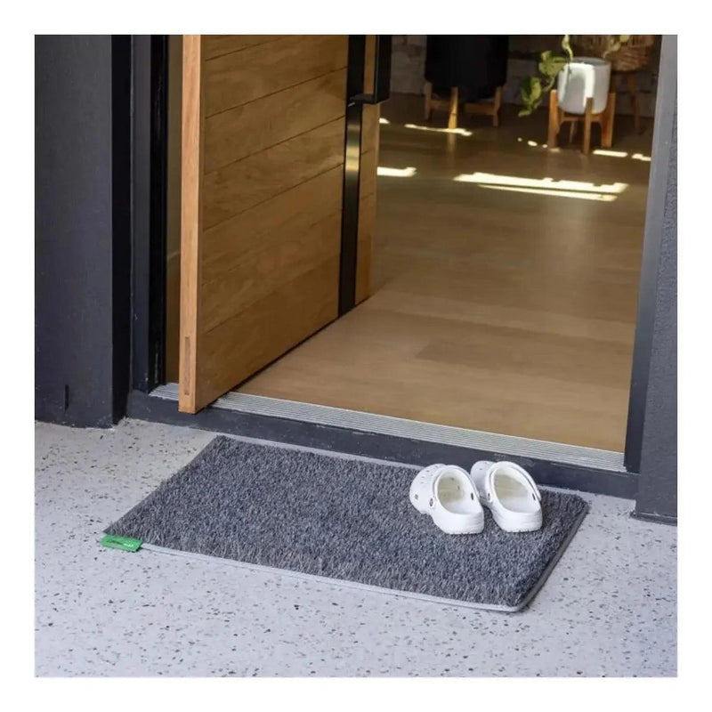 Load image into Gallery viewer, Muk Mat Large Mat 60cm x 90cm Dark Grey
