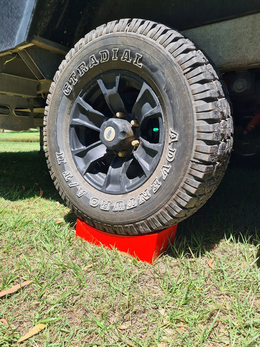 Redfoot Levelling Kit - 2 x Levellers, 2 x Chooks, 2 x Rubber Mats inc Carry Bag