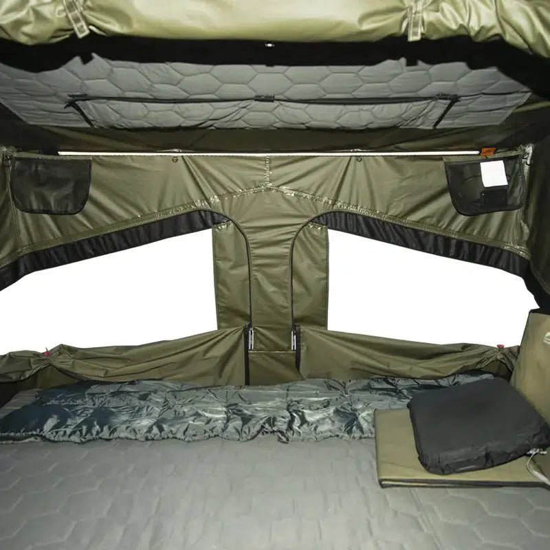 Load image into Gallery viewer, Wild Land 140 Adventure Cruiser Hard Shell Roof Top Tent
